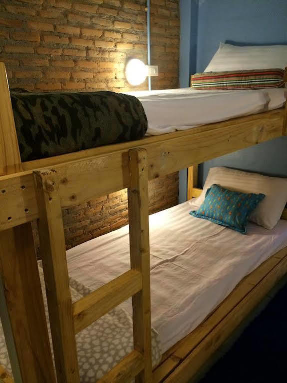 Green House Backpacker Hostel Chiang Mai Zewnętrze zdjęcie